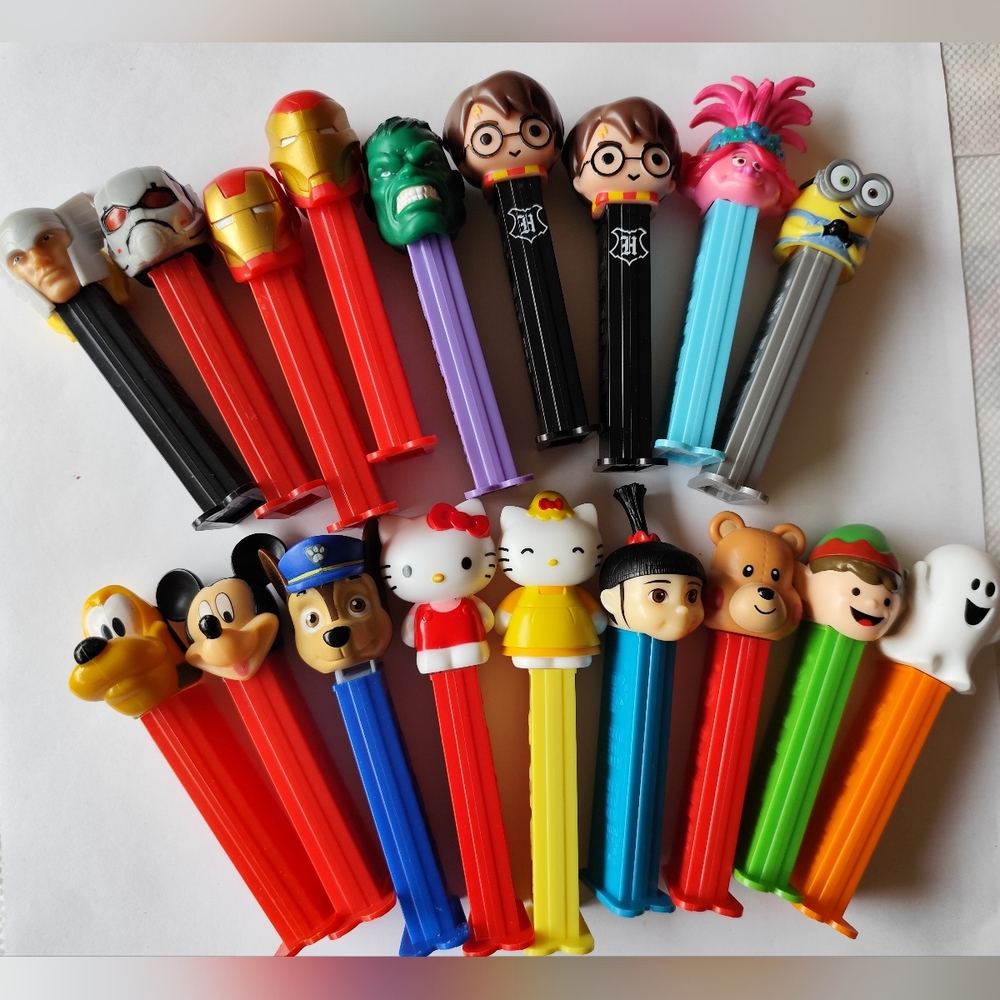 Pez Dispenser Lot of 18